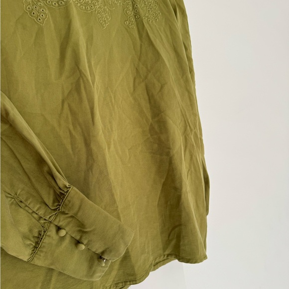NEW Joie Nordstrom women’s olive green embroidered blouse shirt top size LARGE - Picture 4 of 6